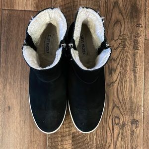 Steve Madden Black Suede Boot